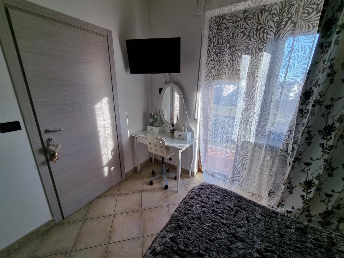 Hotel Elisabeth House Roletto Zewnętrze zdjęcie